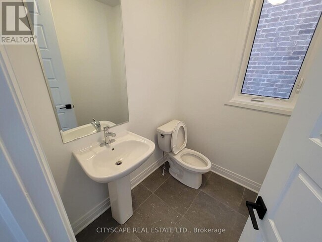493 Boyd Ln in Milton, ON - Building Photo - Building Photo