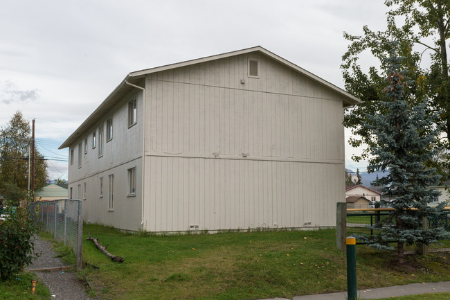 4101 Peterkin Ave in Anchorage, AK - Building Photo - Building Photo