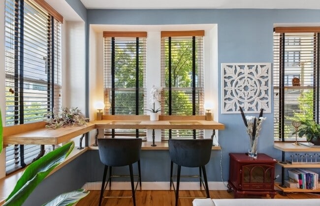 109 Hamilton St, Unit 200 in Newark, NJ - Foto de edificio - Building Photo