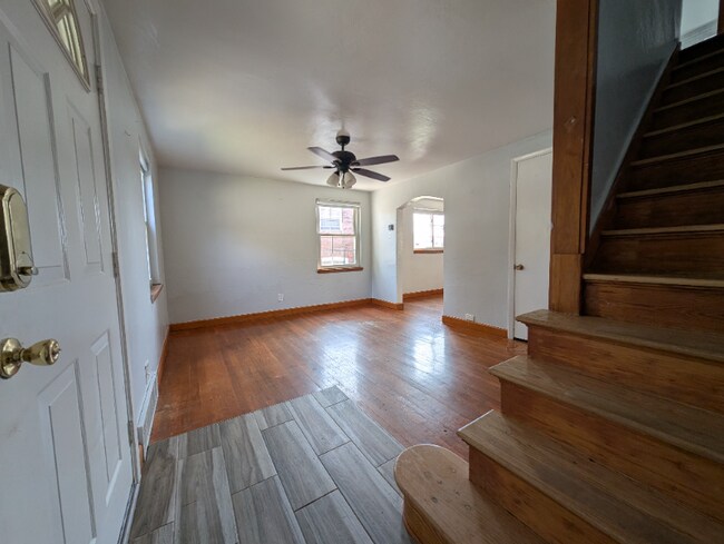 195 Victory Ln in Leetsdale, PA - Building Photo - Building Photo