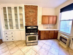 492 Monmouth St in Jersey City, NJ - Building Photo - Building Photo