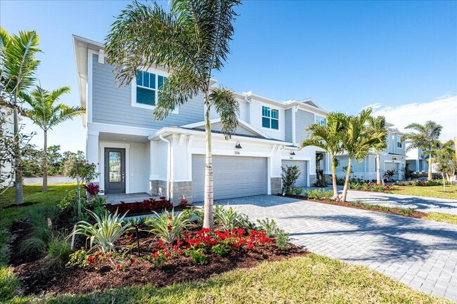 3516 NW Solange Ct in Jensen Beach, FL - Building Photo - Building Photo