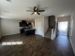 630 Fairview Cir in Hinesville, GA - Building Photo - Building Photo