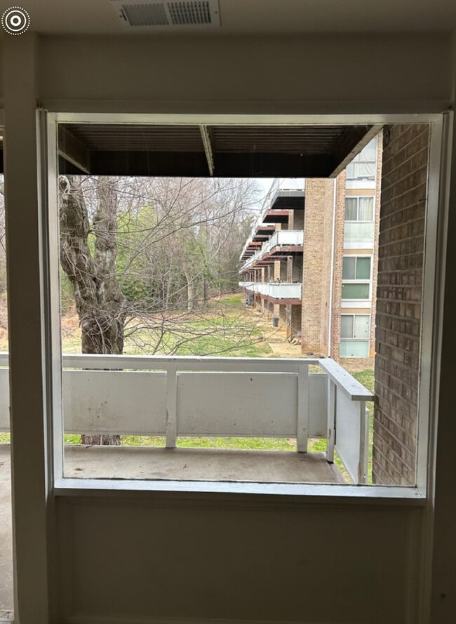 558 Wilson Bridge Dr, Unit Wilson Bridge B1 in Oxon Hill, MD - Building Photo - Building Photo