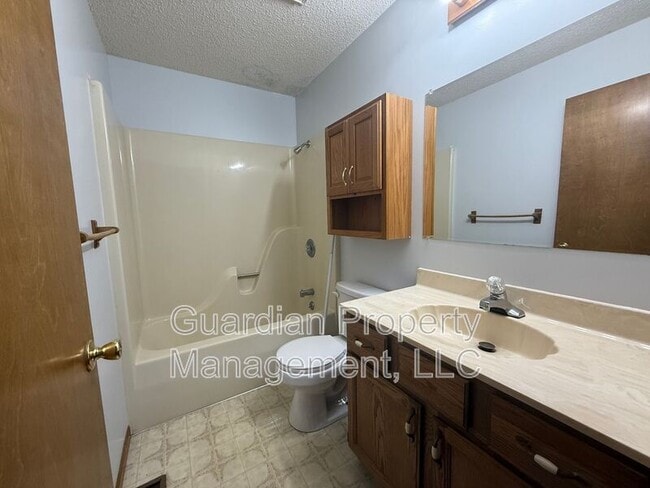 716 W Torrance St in Maryville, MO - Building Photo - Building Photo