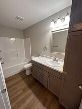 2546-2542 Granite Dr NW in Minot, ND - Building Photo - Building Photo