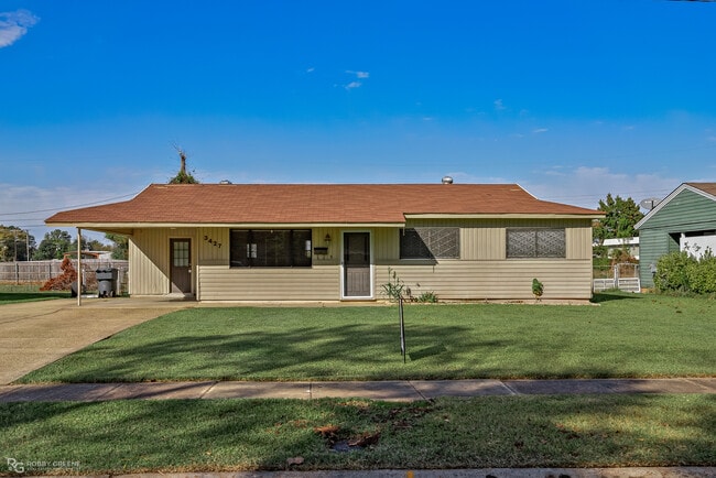 3427 Horseshoe Trail