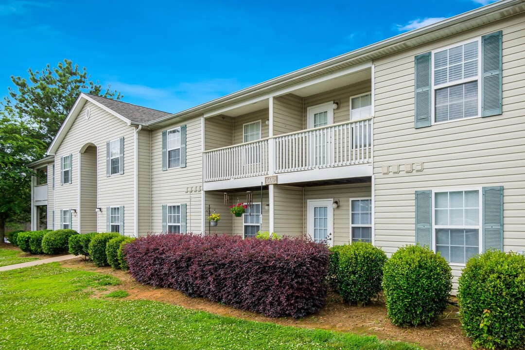 Crown Ridge in Shelby, NC - Foto de edificio