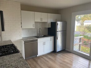 235 Washington Ave, Unit First Floor in Scotia, NY - Building Photo - Building Photo