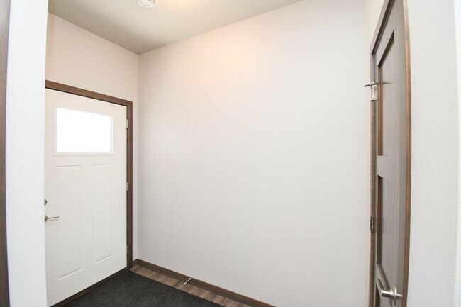 6120 S Alki Pl in Sioux Falls, SD - Foto de edificio - Building Photo