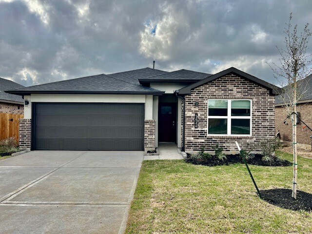 5026 Pne Hvn Ln in Fresno, TX - Building Photo