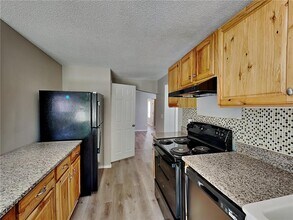 1910 W Chelton Ave in St. Paul, MN - Building Photo - Building Photo