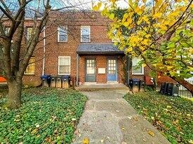 110 O St SW in Washington, DC - Building Photo