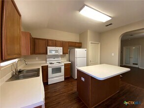 2614 Dove Crossing Dr in New Braunfels, TX - Building Photo - Building Photo