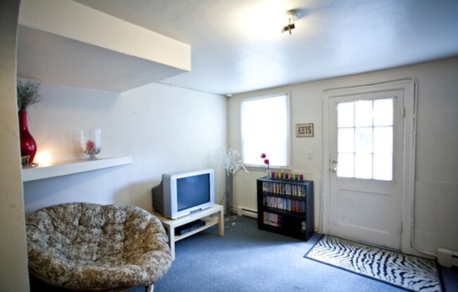 910 NE Alpha Rd, Unit Alpha C in Pullman, WA - Building Photo - Building Photo