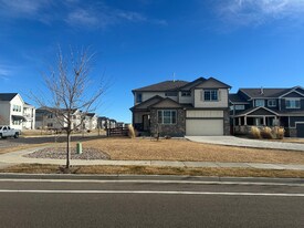 2142 Falling Leaf Dr in Windsor, CO - Building Photo