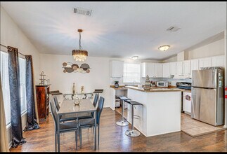 716 21st St in West Palm Beach, FL - Building Photo - Building Photo