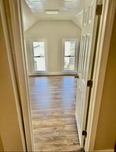 15 Monticello St, Unit B in Providence, RI - Foto de edificio - Building Photo