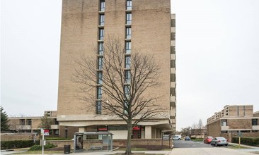 Carrollsburg Square North Tower in Washington, DC - Building Photo - Building Photo