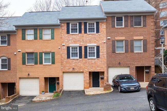property at 1204 N Wayne St