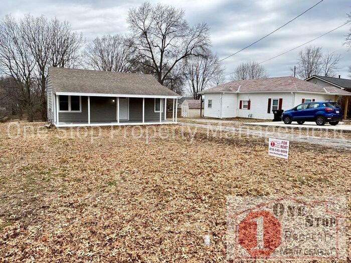 15309 E Mayes Rd in Independence, MO - Building Photo