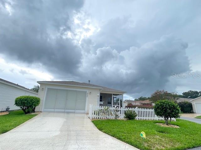 2744 Collington Dr in the Villages, FL - Building Photo - Building Photo