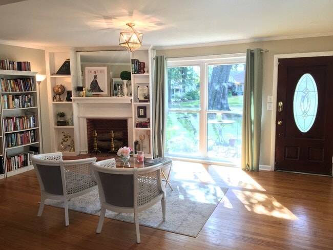 property at 776 Thora Blvd