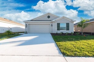 338 Rustic Rail Dr in Lake Wales, FL - Building Photo