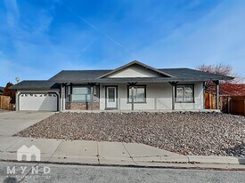 1473 Kinglet Dr in Spanish Springs, NV - Building Photo