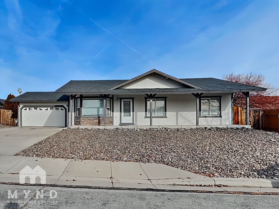 1473 Kinglet Dr in Spanish Springs, NV - Building Photo