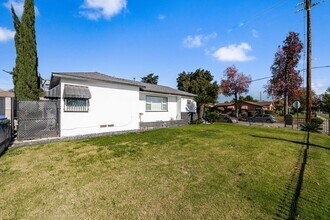 587 E Arrow Hwy in Upland, CA - Building Photo - Building Photo