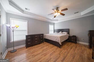 334 Stillwood Dr in Newnan, GA - Building Photo - Building Photo