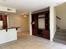 1500 Cir Ranch Way in Oceanside, CA - Building Photo