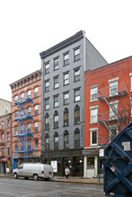 205 Avenue A in New York, NY - Building Photo - Building Photo