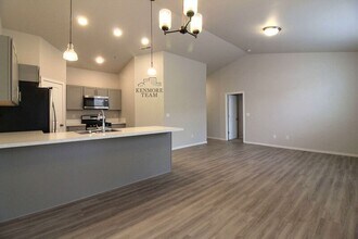 5305 Remington Dr in Pasco, WA - Building Photo - Building Photo