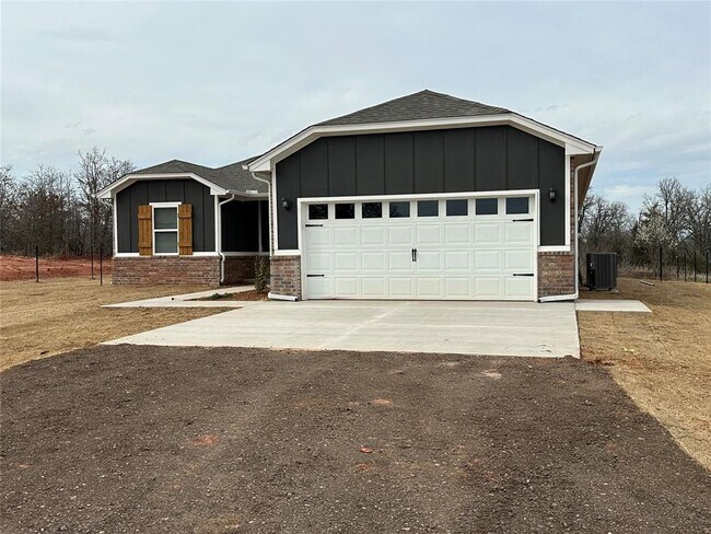 18040 Lantana Lp in Newalla, OK - Building Photo - Building Photo