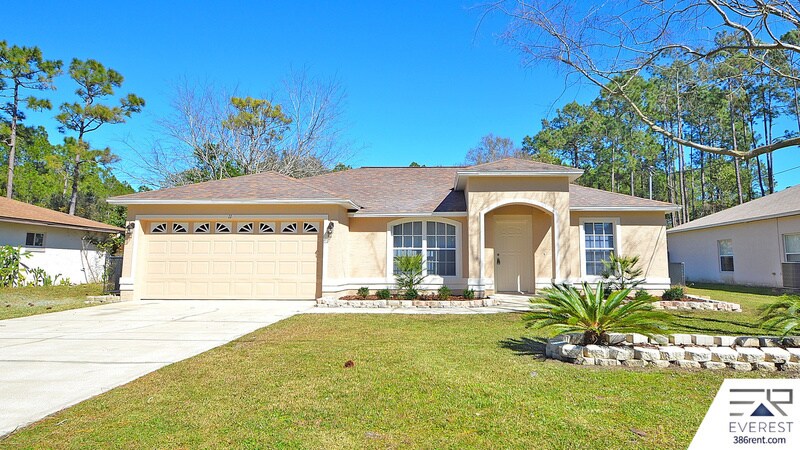 11 Ripplewood Ln in Palm Coast, FL - Building Photo