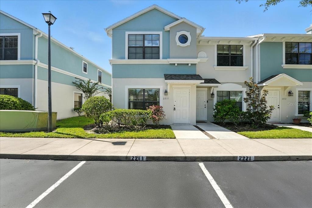 2211 Trillium Park Ln in Sanford, FL - Foto de edificio