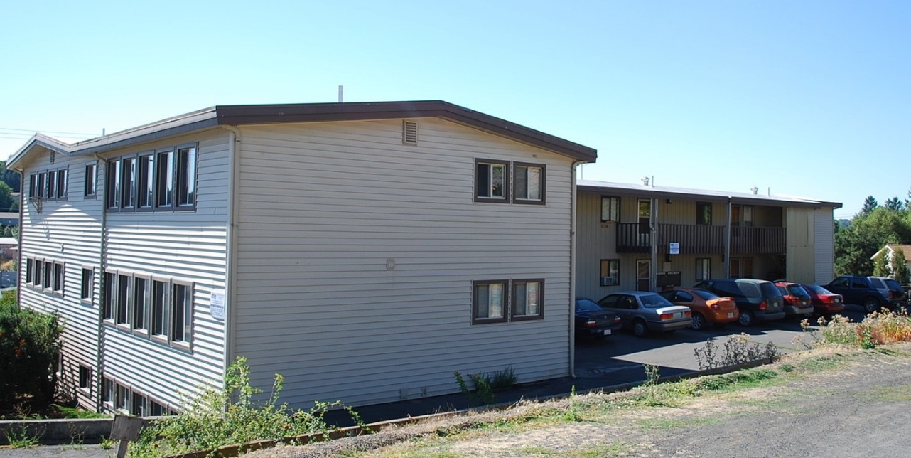 230 NW Anthony St in Pullman, WA - Building Photo