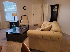 912 Stanton Pl in Clovis, NM - Foto de edificio - Building Photo