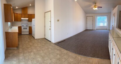 11719 E Nora Ave in Spokane Valley, WA - Building Photo - Building Photo