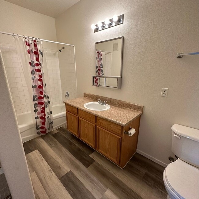 2171 Hussium Hills St in Las Vegas, NV - Building Photo - Building Photo