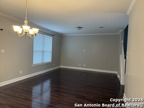 2502 Villa Rufina in San Antonio, TX - Building Photo - Building Photo