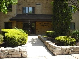 201 Campus Pky in Chatham, ON - Building Photo