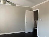 6111 Beverly Hill St - 18