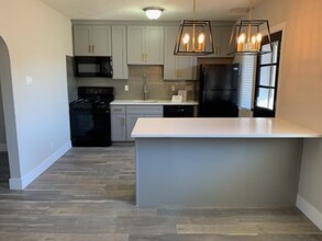 6475 Nottingham Ave in St. Louis, MO - Foto de edificio - Building Photo