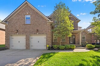 916 Star of Danube Way in Lexington, KY - Building Photo - Building Photo