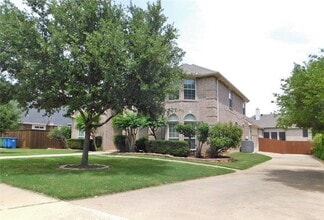 2432 Shetland Dr in Highland Village, TX - Building Photo - Building Photo