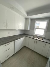 53 Melrose Ave in Halifax, NS - Building Photo - Building Photo