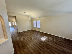 909 House Creek Dr in Leander, TX - Building Photo - Building Photo